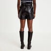 Short large taille haute en similicuir noir femme