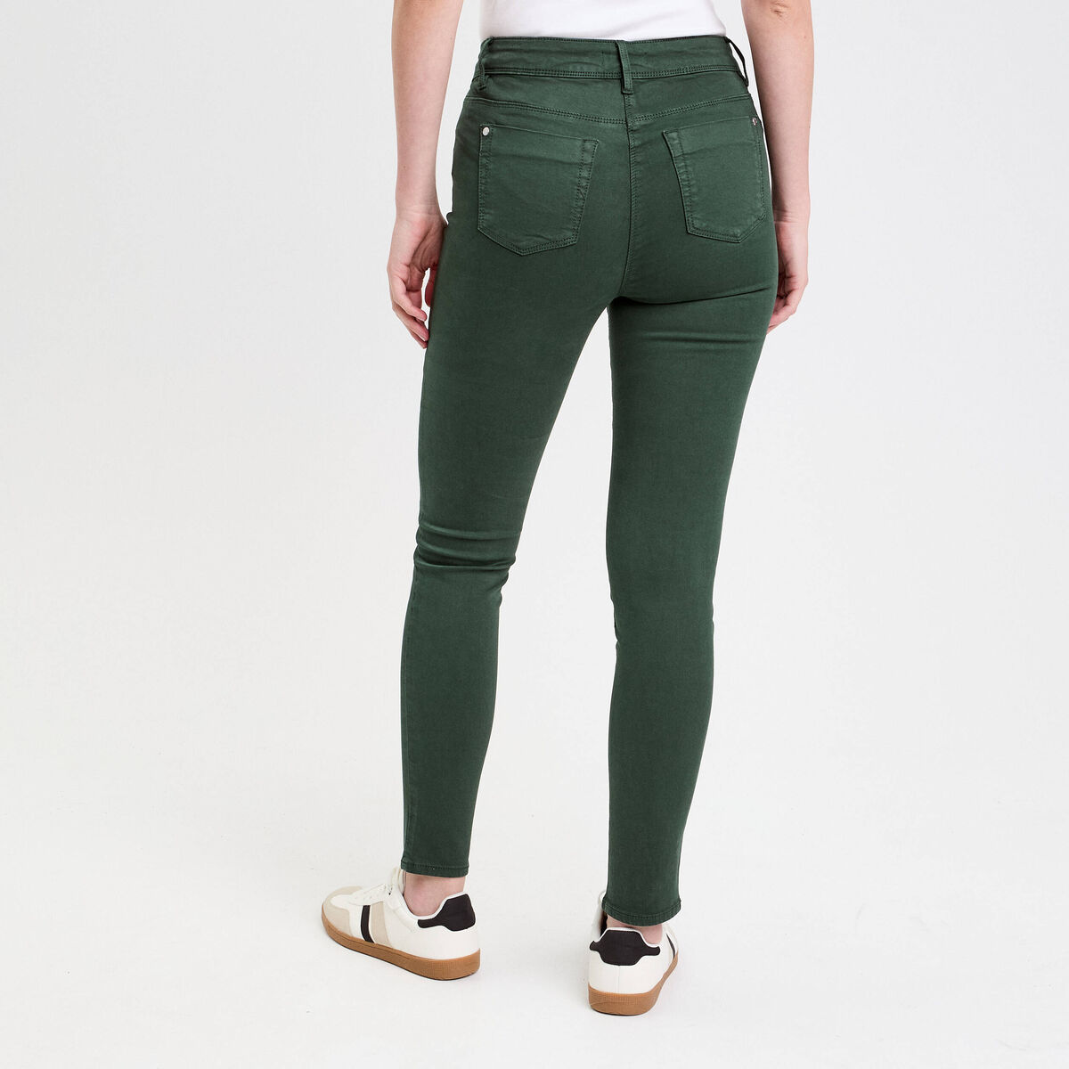 Jeans slim 5 poches vert fonc&eacute; femme