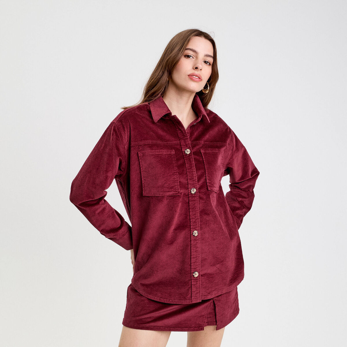 Chemise oversize en velours bordeaux femme
