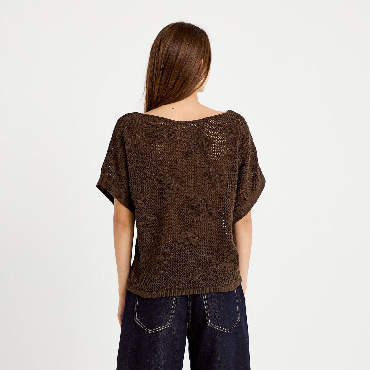 Pull ajour&eacute; col bateau manches courtes marron fonc&eacute; femme