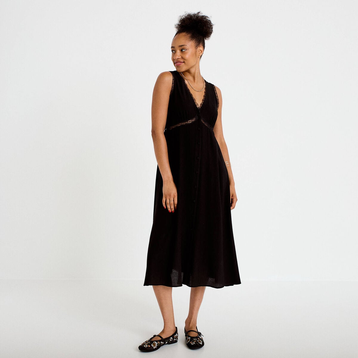 Robe longue droite sans manches col v noir femme