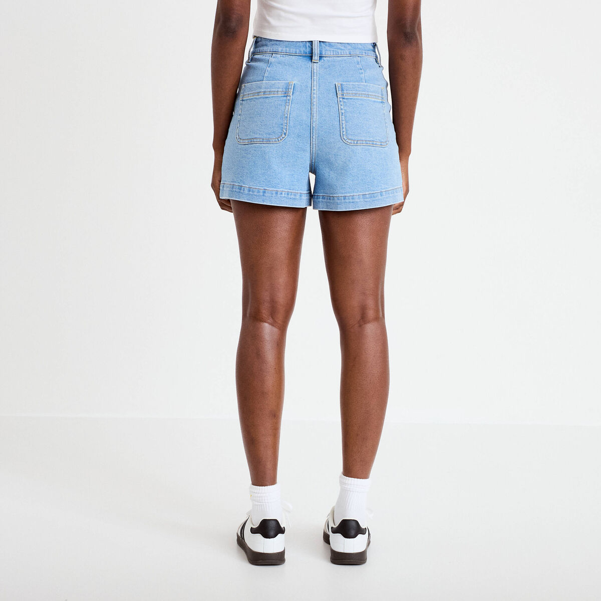 Short mom en jean denim bleach femme