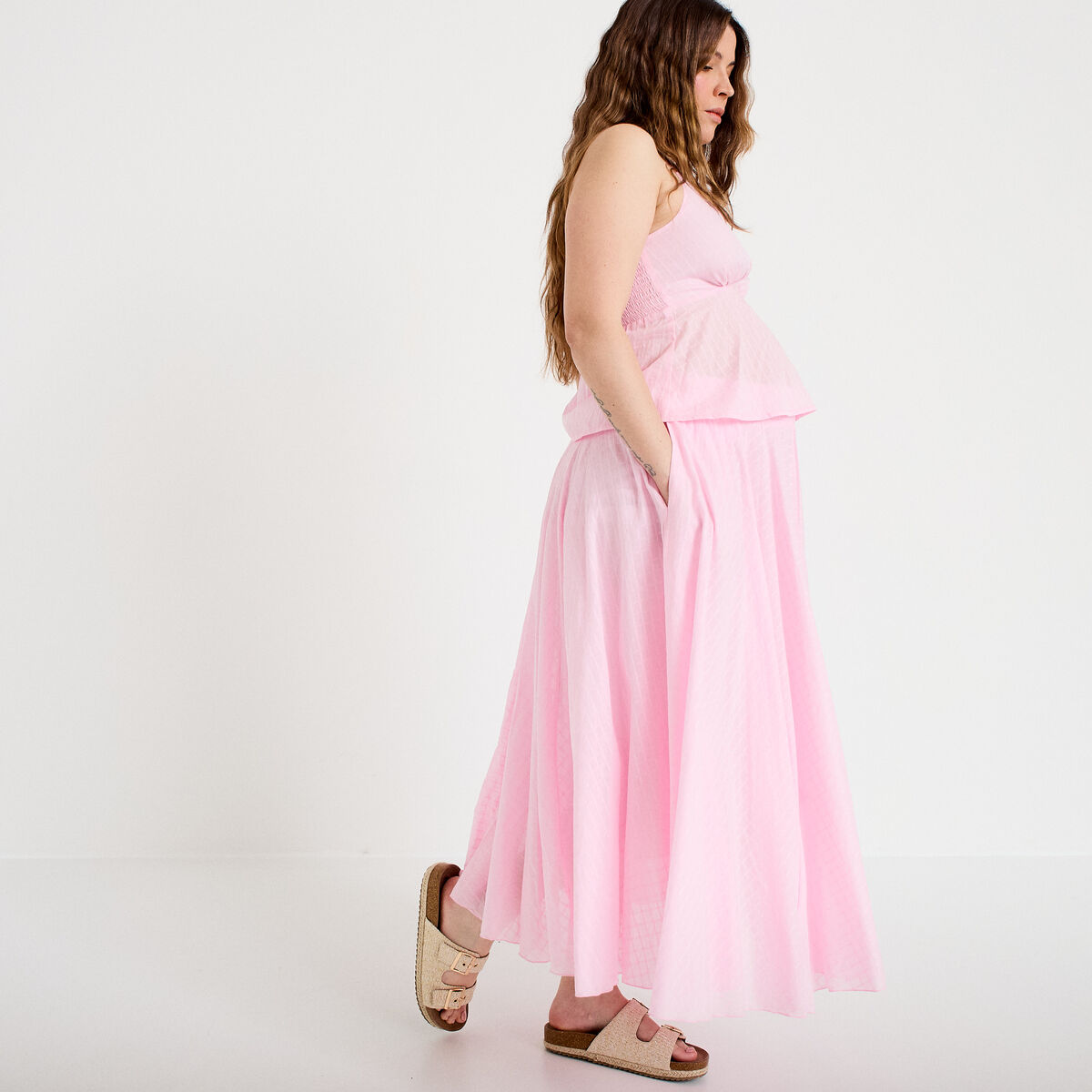 Jupe longue &eacute;vas&eacute;e rose clair femme