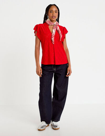 Blouse ajour&eacute;e col v manches courtes rouge femme