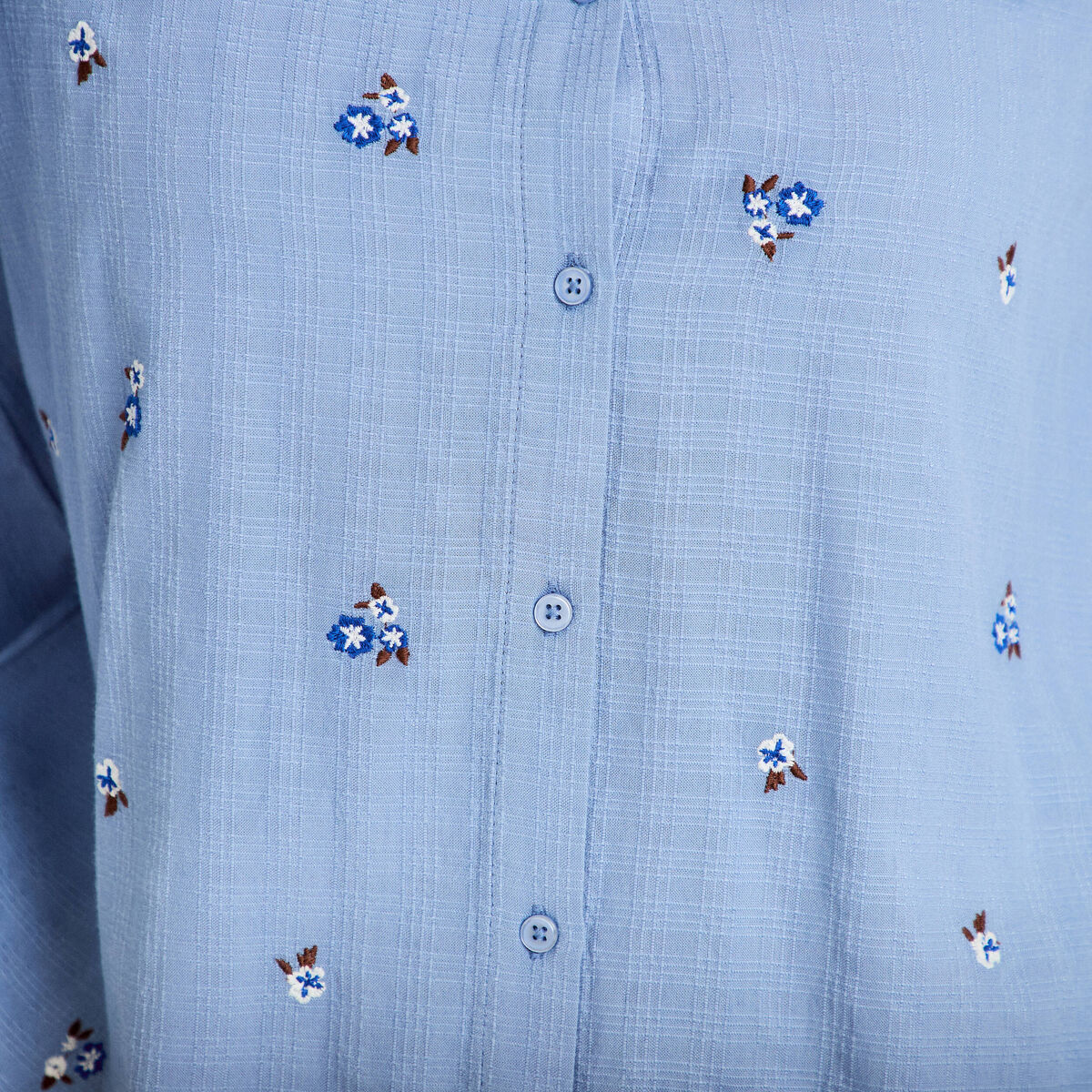 Blouse droite courte broderie bleu femme