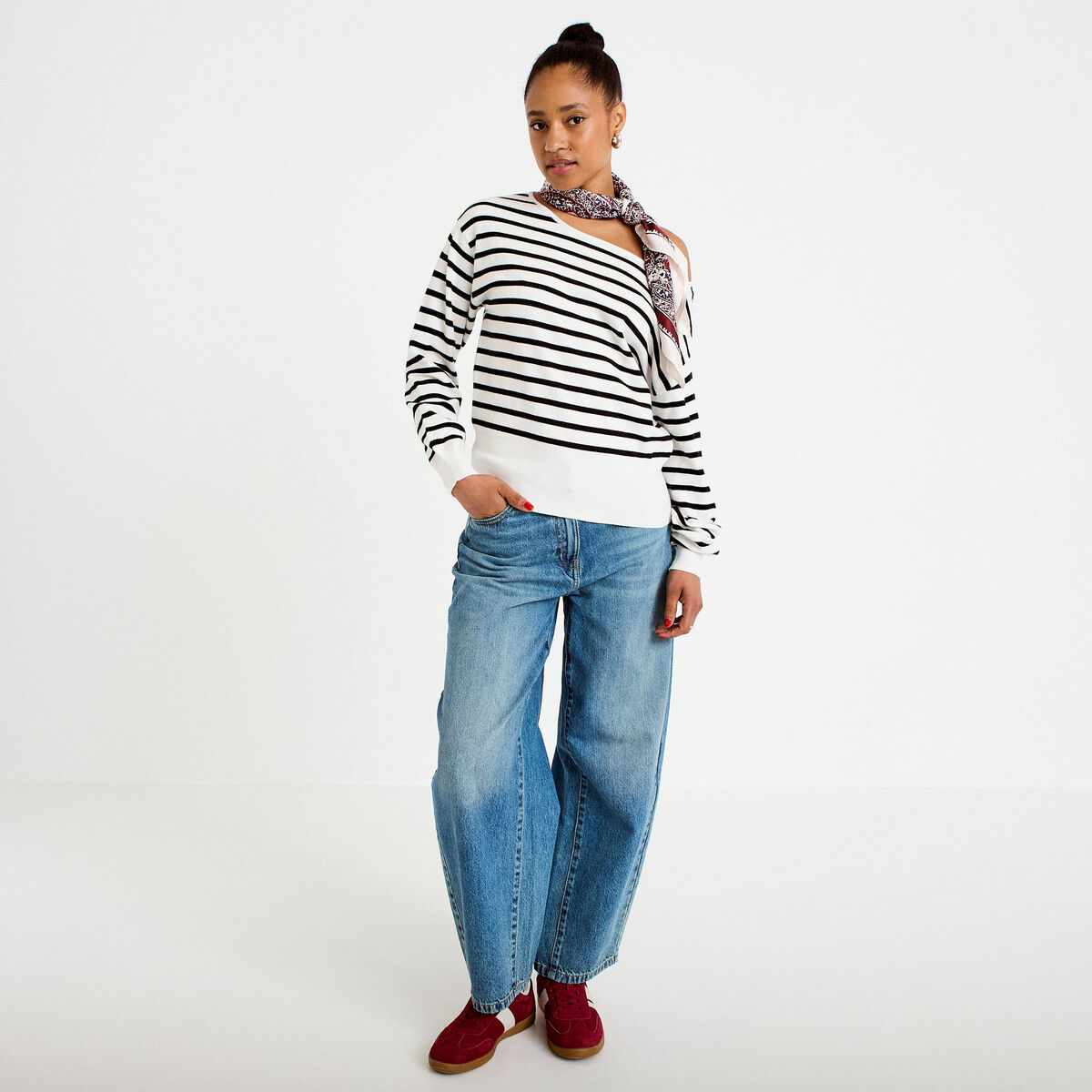 Pull ample manches longues fin blanc femme