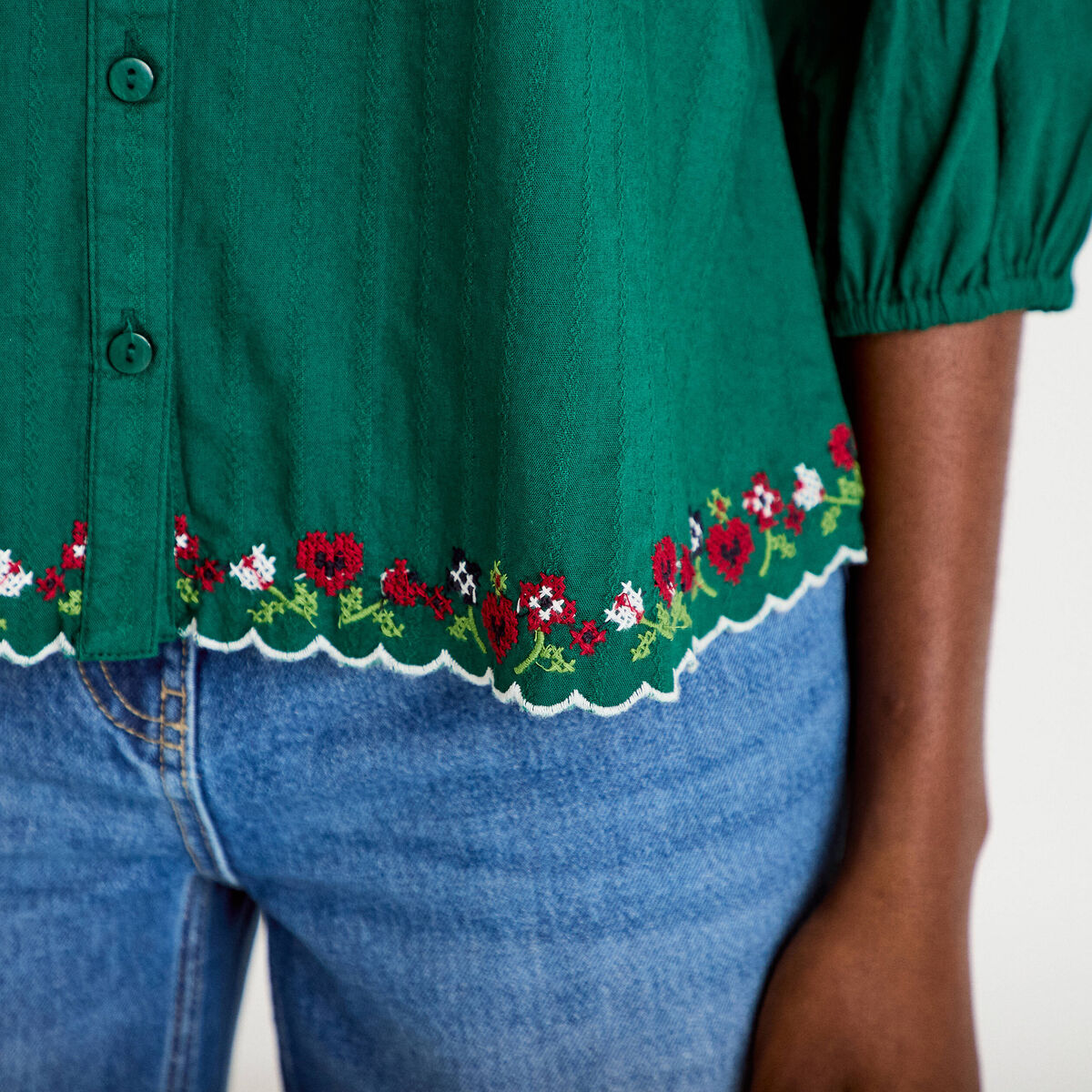 Blouse broderie col v manches 3/4 vert fonc&eacute; femme