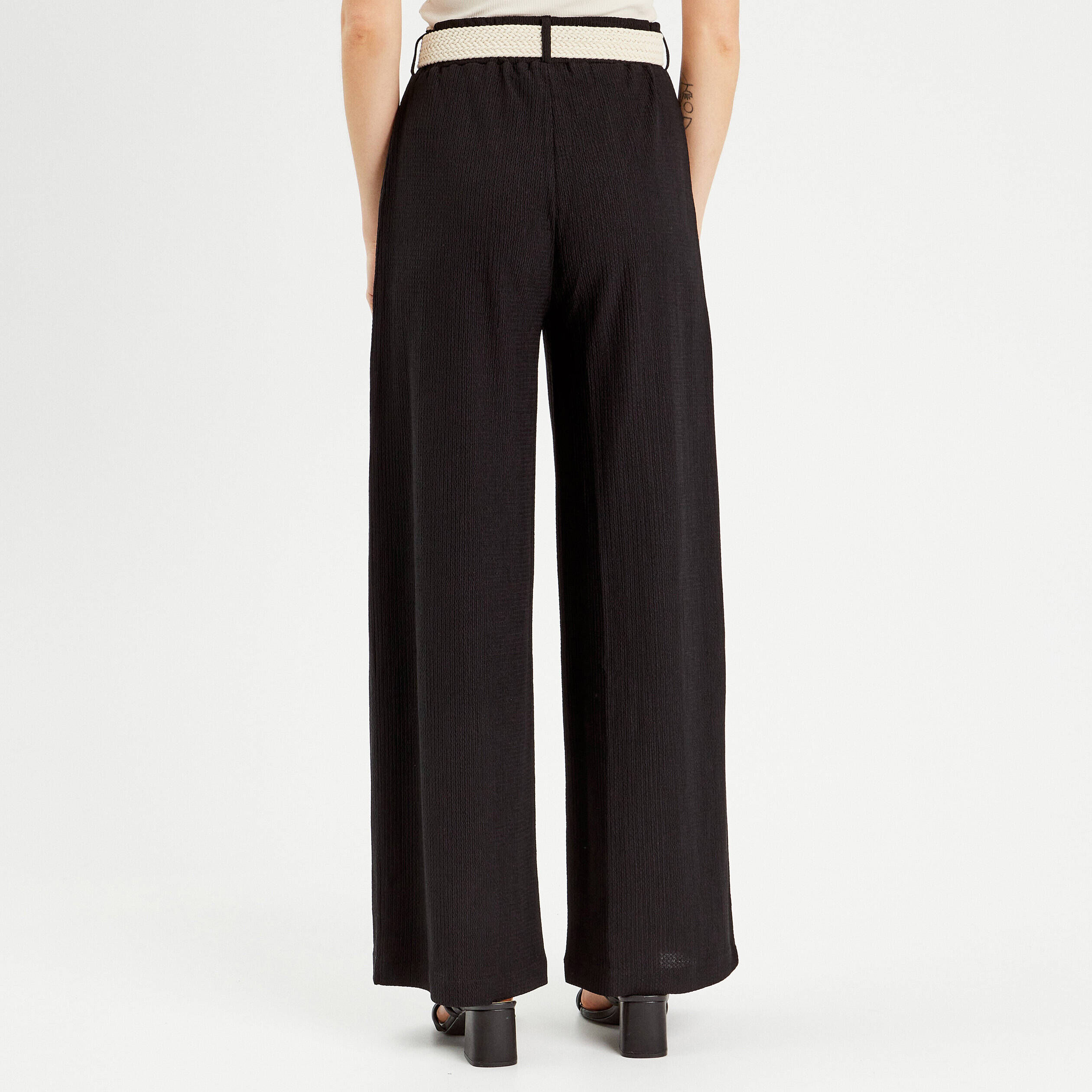 pantalon noir cache cache