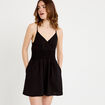Combishort large col v fines bretelles noir femme