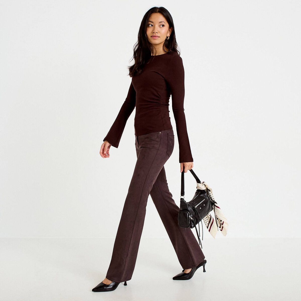 Pantalon bootcut aspect daim marron fonc&eacute; femme