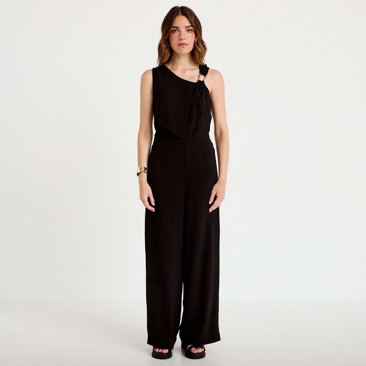 Combinaison large sans manches col rond noir femme