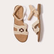 Sandales aspect chin&eacute; sable femme