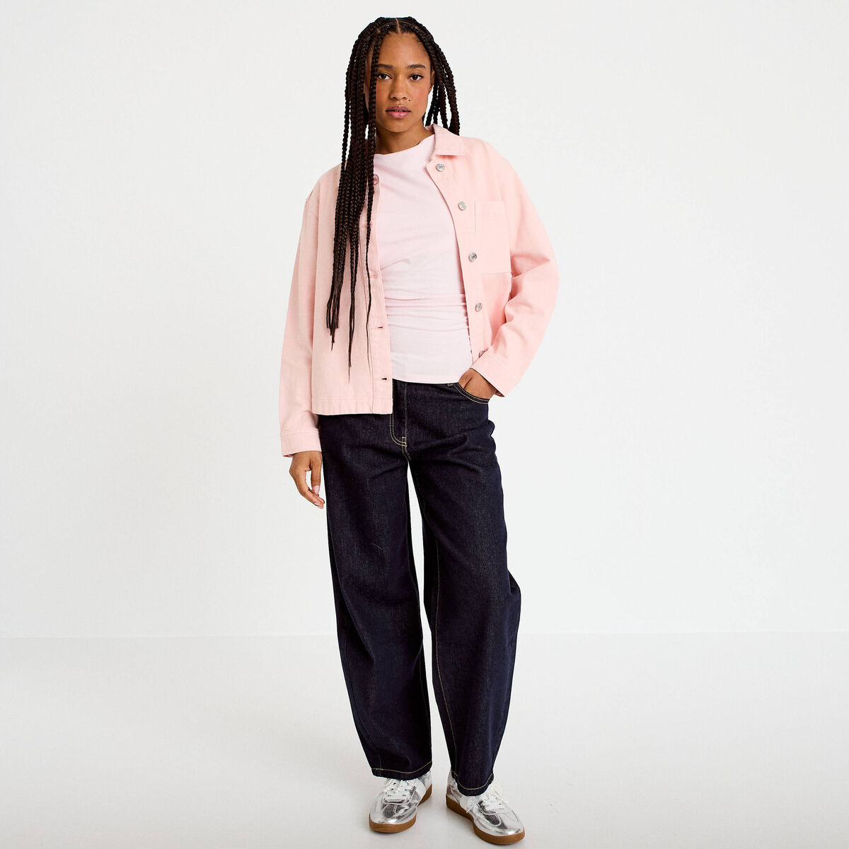 T-shirt ajust&eacute; col bateau sans manches rose clair femme