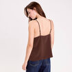 Top ajust&eacute; col v fines bretelles marron fonc&eacute; femme