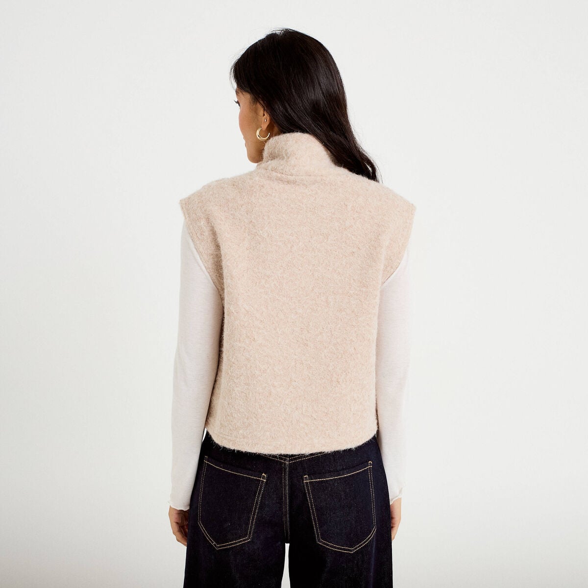 Pull droit sans manches col montant sable femme