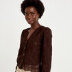 Blouse droite col v en dentelle marron fonc&eacute; femme