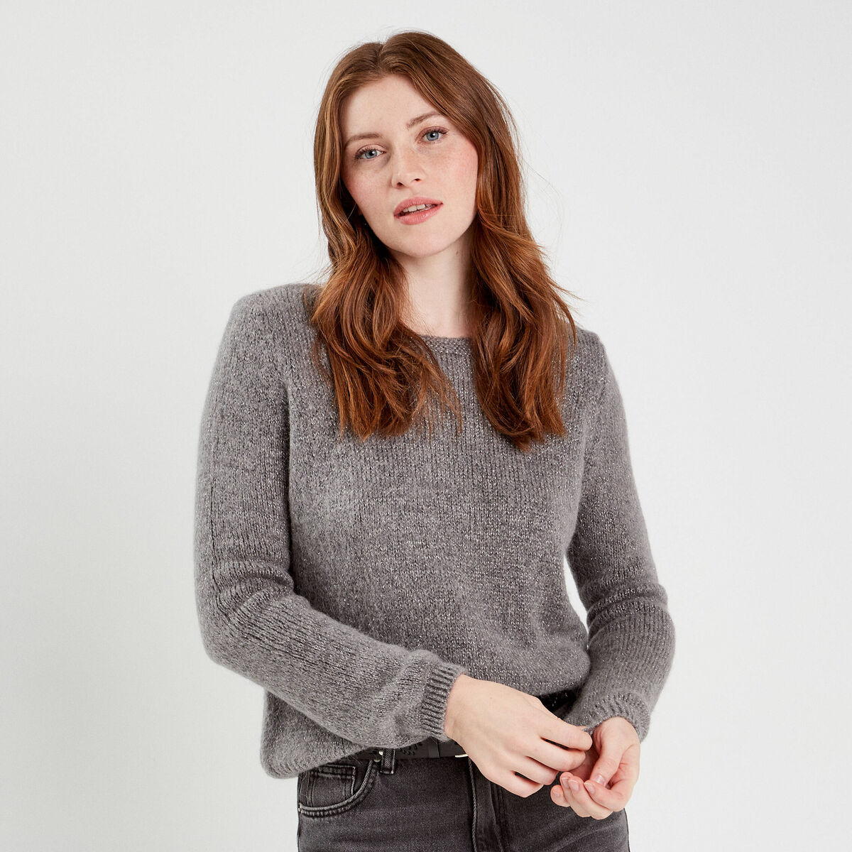 Pull fils m&eacute;tallis&eacute;s col bateau gris fonc&eacute; femme