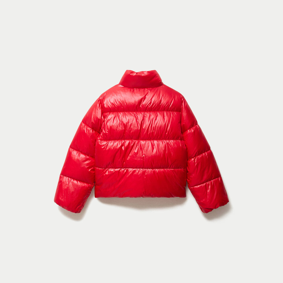 Doudoune col montant bas resserr&eacute; rouge femme