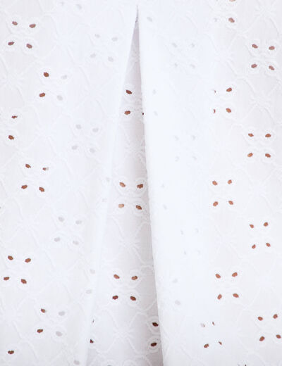Blouse ajour&eacute;e col v manches courtes ecru femme