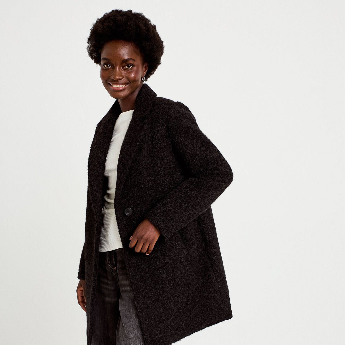 Manteau droit mi-long col tailleur noir femme