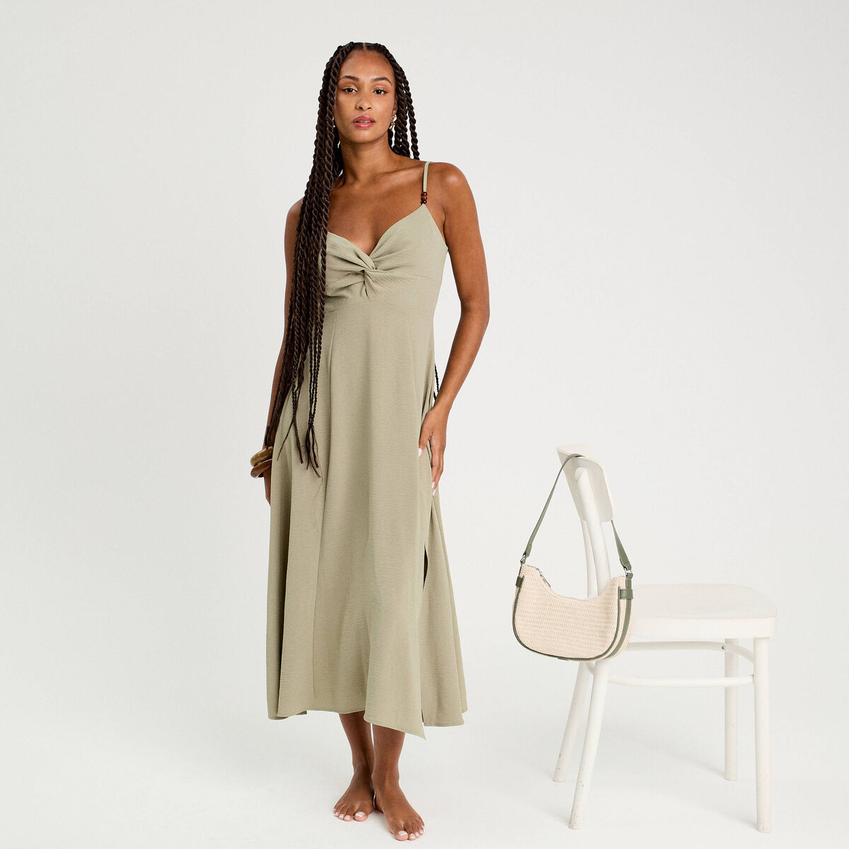 Robe longue &eacute;vas&eacute;e fendue vert kaki femme