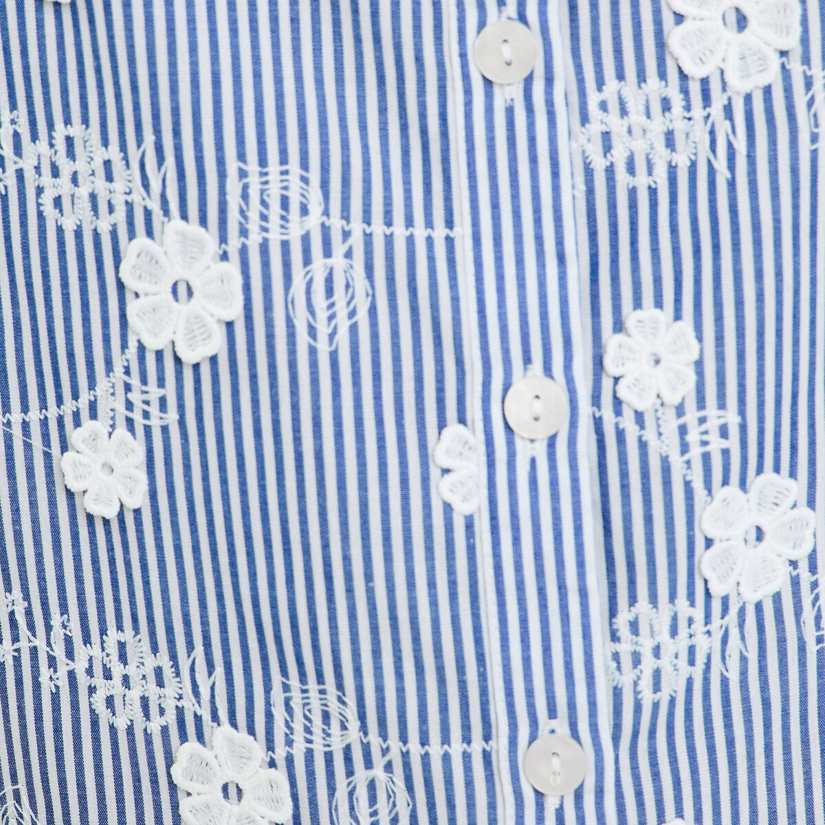 Blouse brod&eacute;e col mao manches 3/4 blanc femme