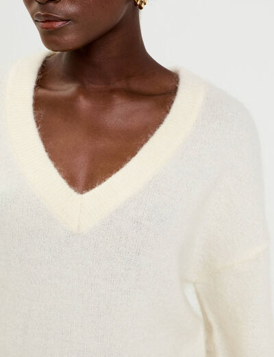 Pull duveteux ecru femme