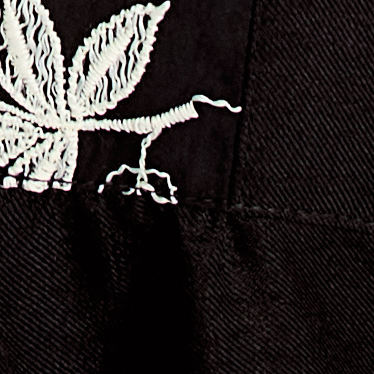 Blouse ample broderie noir femme