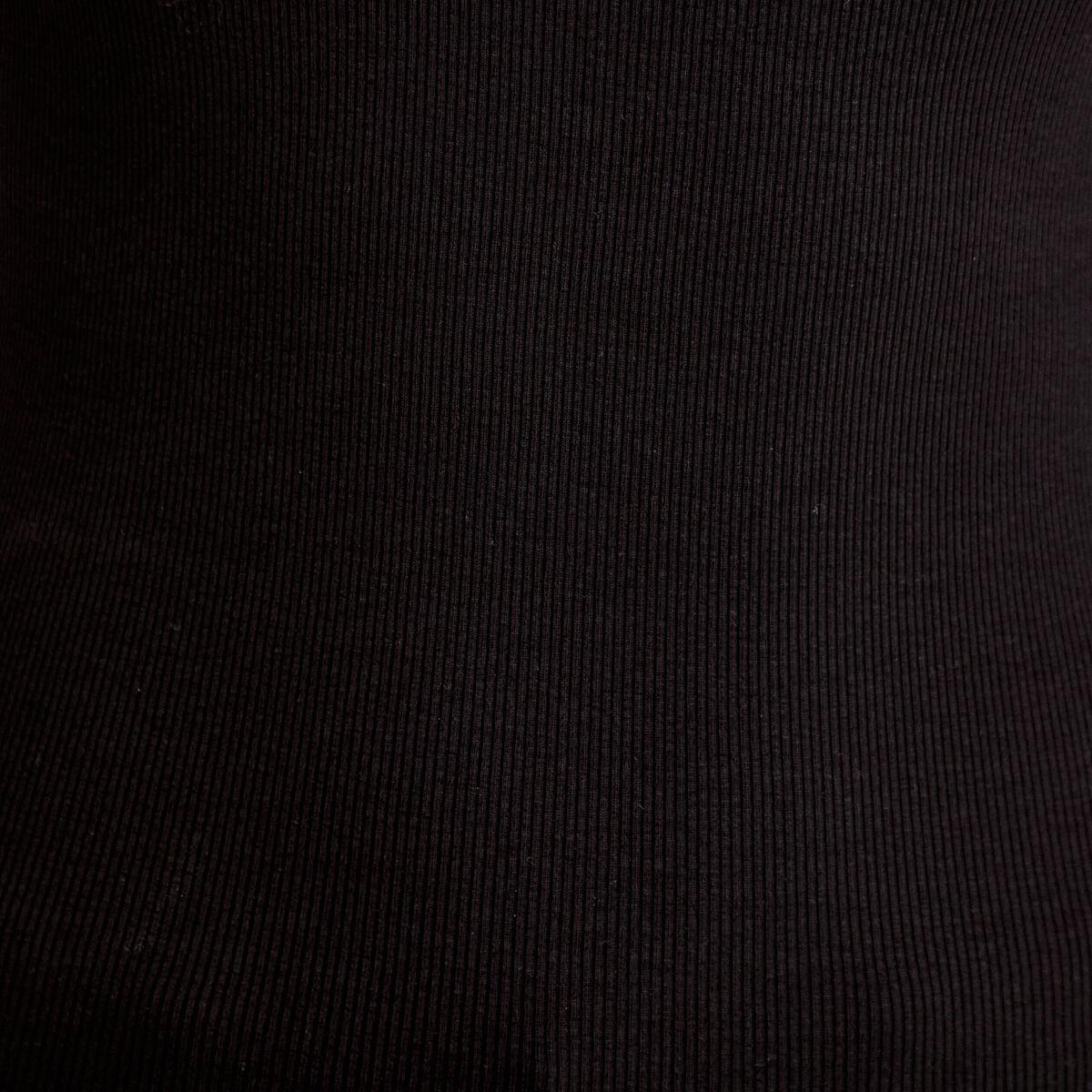 T-shirt cintr&eacute; col bateau noir femme