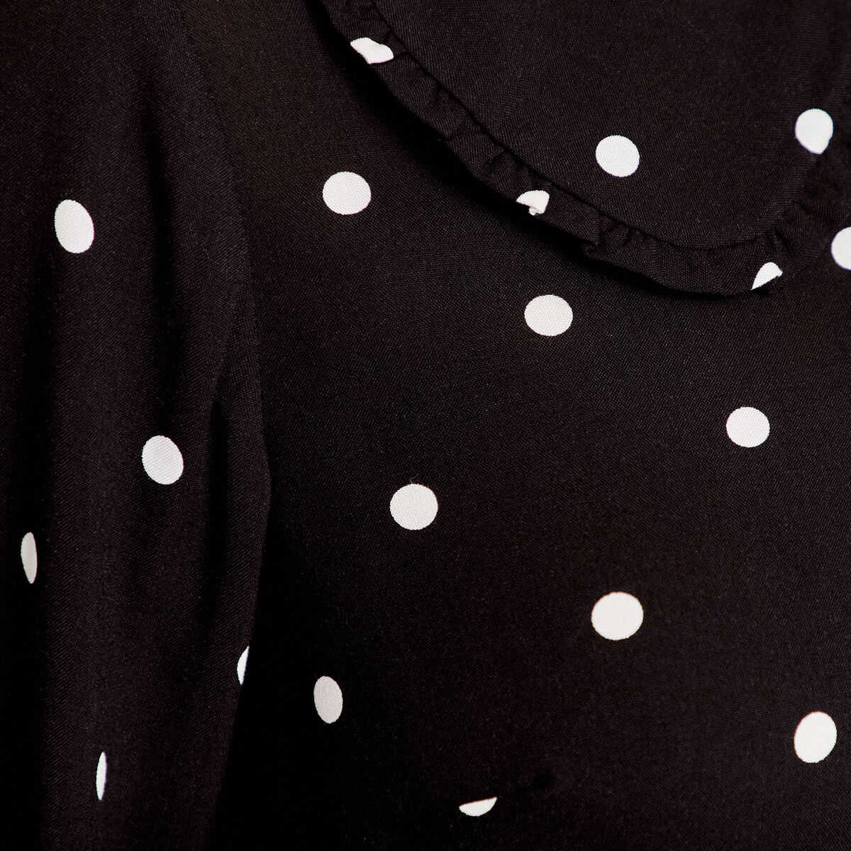 Chemise grand col noir femme