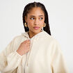 Veste &agrave; capuche bas resserr&eacute; sable femme