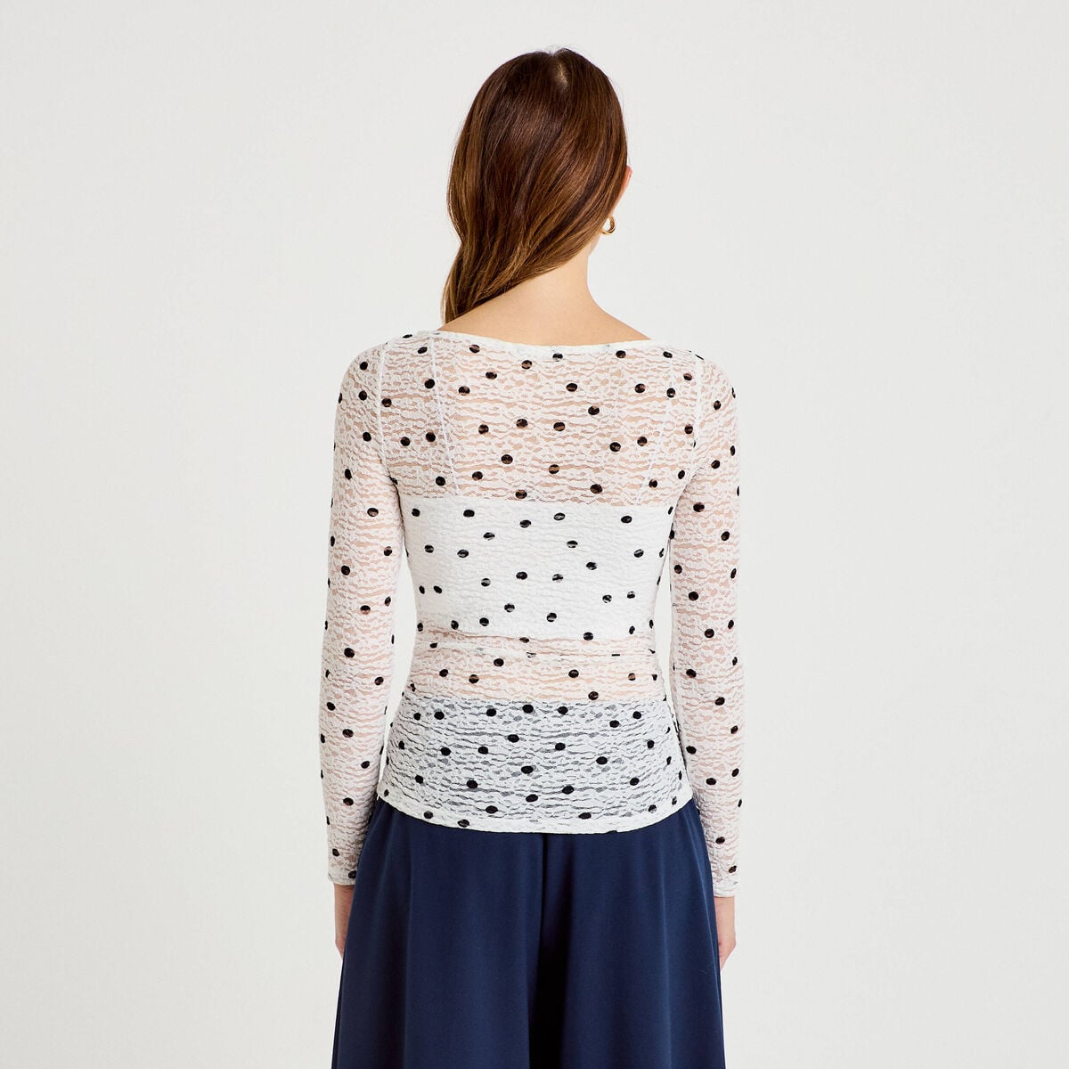 Top dentelle pliss&eacute; col bateau blanc femme