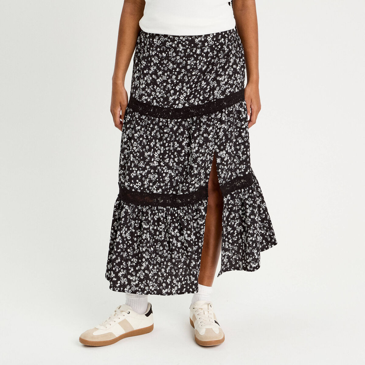 Jupe longue &eacute;vas&eacute;e noir femme