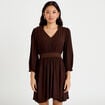 Robe courte &eacute;vas&eacute;e col v manches 3/4 marron fonc&eacute; femme