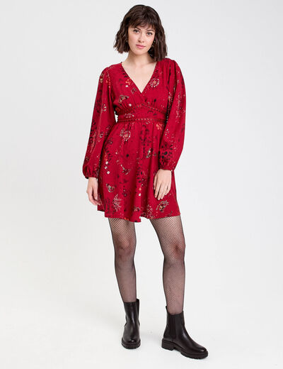 Robe &eacute;vas&eacute;e d&eacute;tails clout&eacute;s rouge fonc&eacute; femme