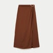 Jupe longue pliss&eacute;e avec bijou marron femme
