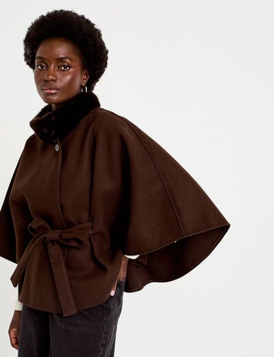 Poncho en fausse fourrure marron fonc&eacute; femme