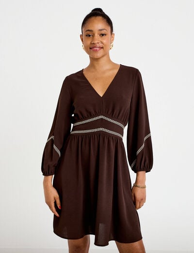Robe courte &eacute;vas&eacute;e col v manches 3/4 marron fonc&eacute; femme