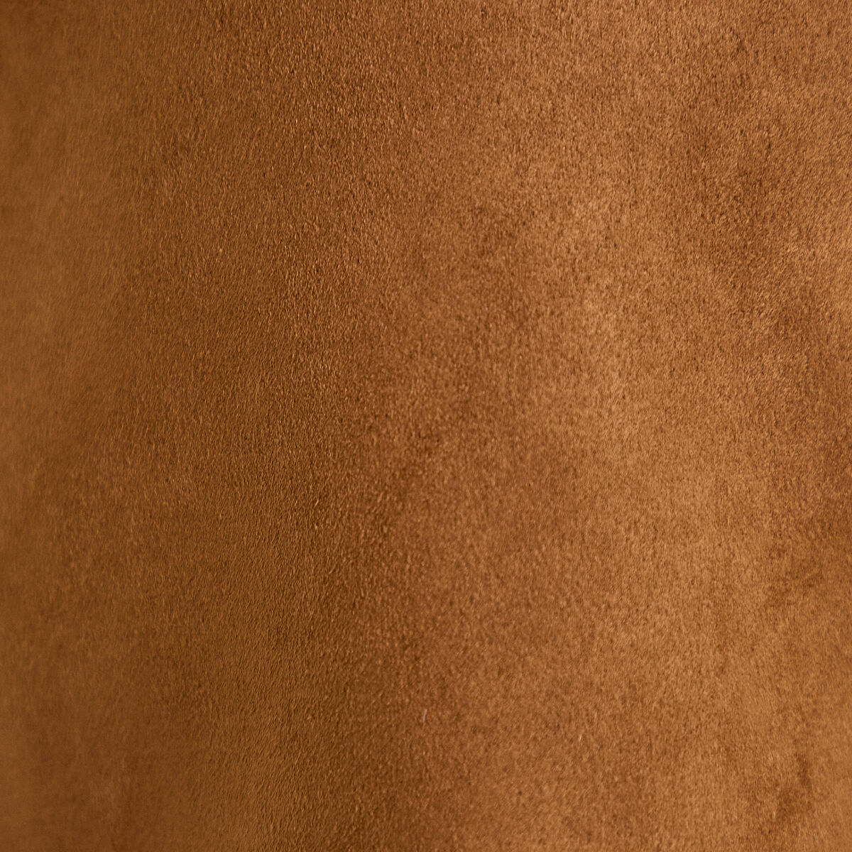 Short taille haute aspect daim clout&eacute; camel femme