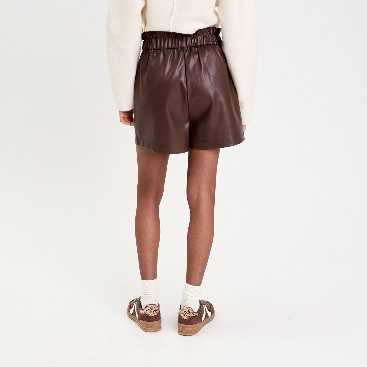 Short regular taille haute similicuir marron fonc&eacute; femme