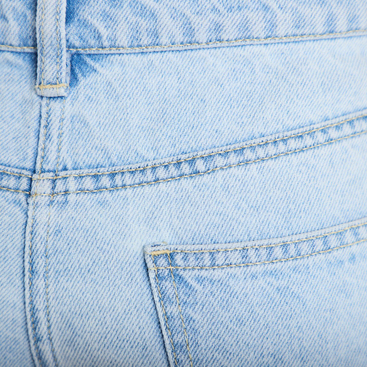 Short en jean taille basse denim bleach femme