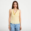 Top ajust&eacute; sans manches col b&eacute;nitier jaune pastel femme
