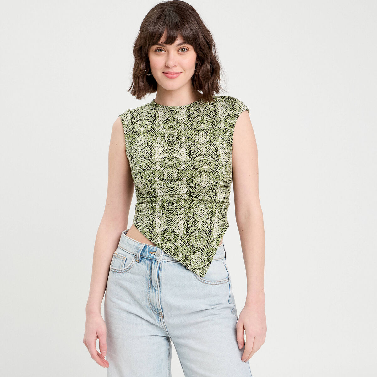 T-shirt asym&eacute;trique vert kaki femme