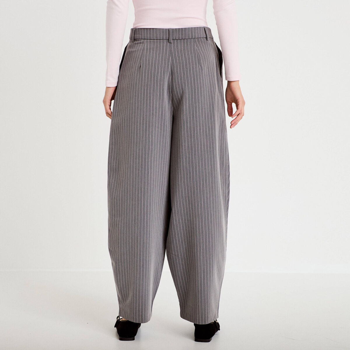 Pantalon barrel taille basse gris femme