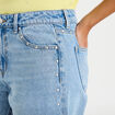Jean d&eacute;tails clout&eacute;s denim bleach femme