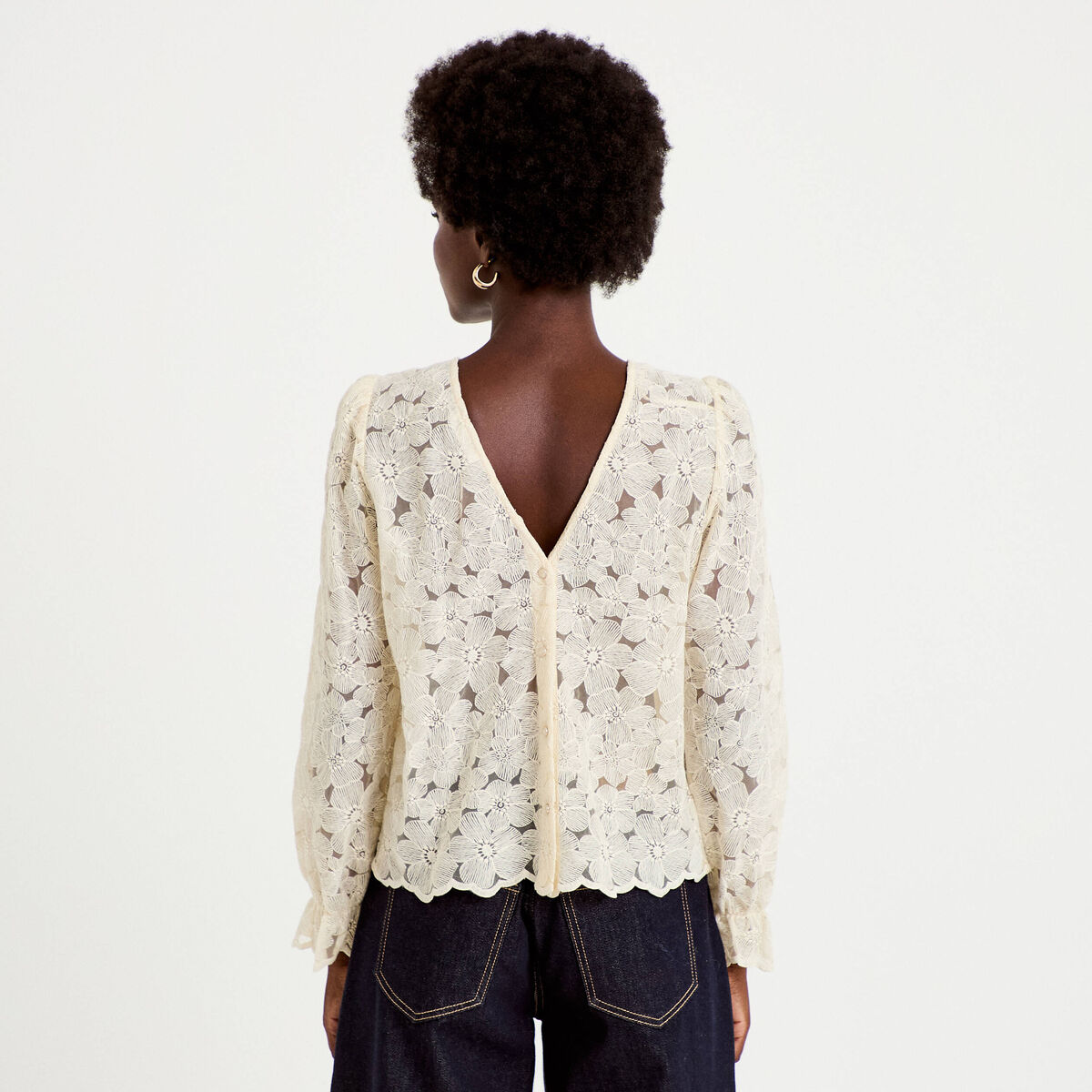 Blouse en dentelle d&eacute;collet&eacute; dos ecru femme
