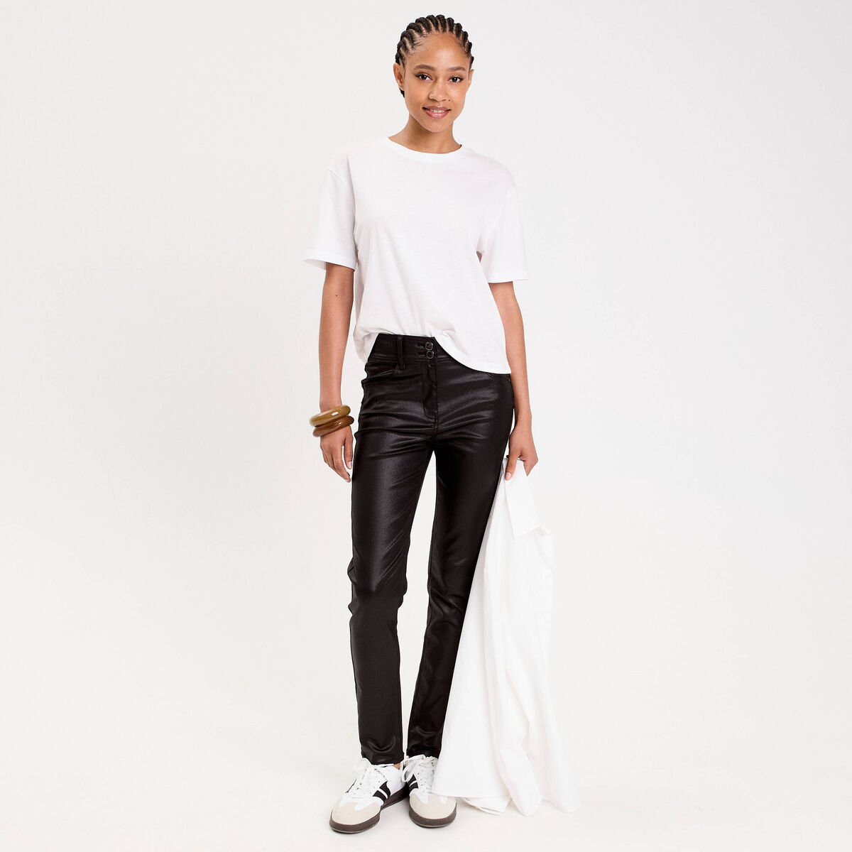 Pantalon enduit slim push-up denim noir enduit femme