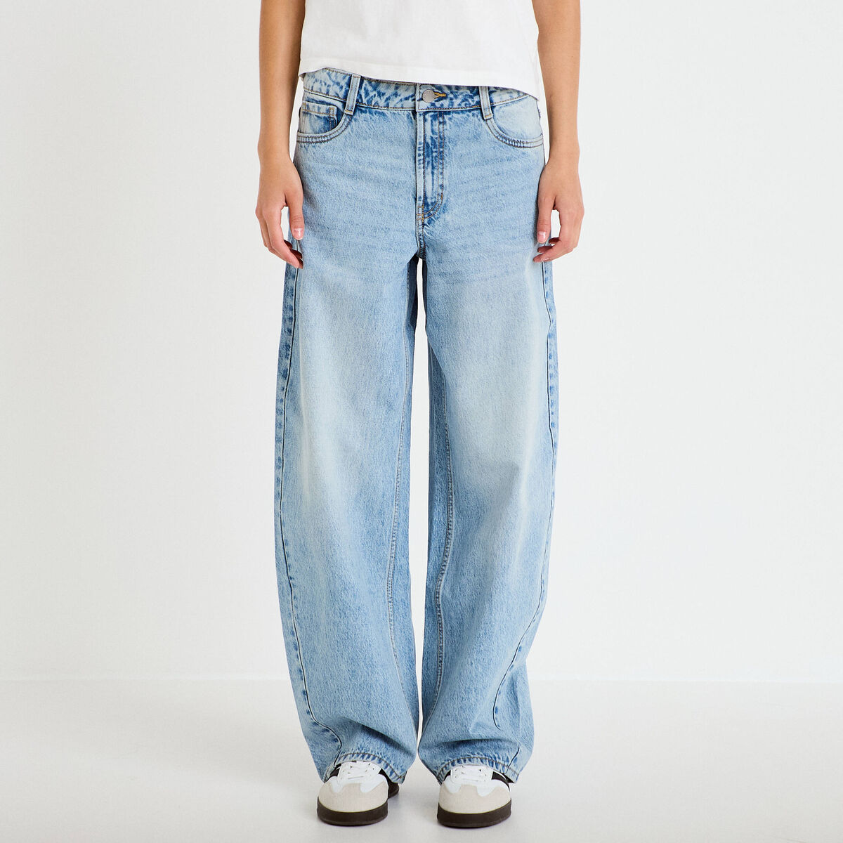Jean coupe large denim triple stone femme