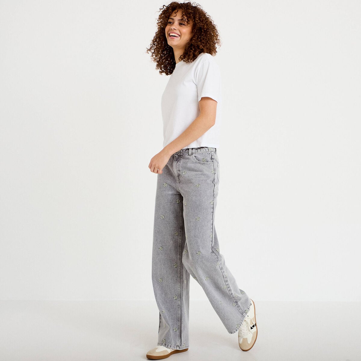 Jean wide leg broderie taille haute denim gris femme