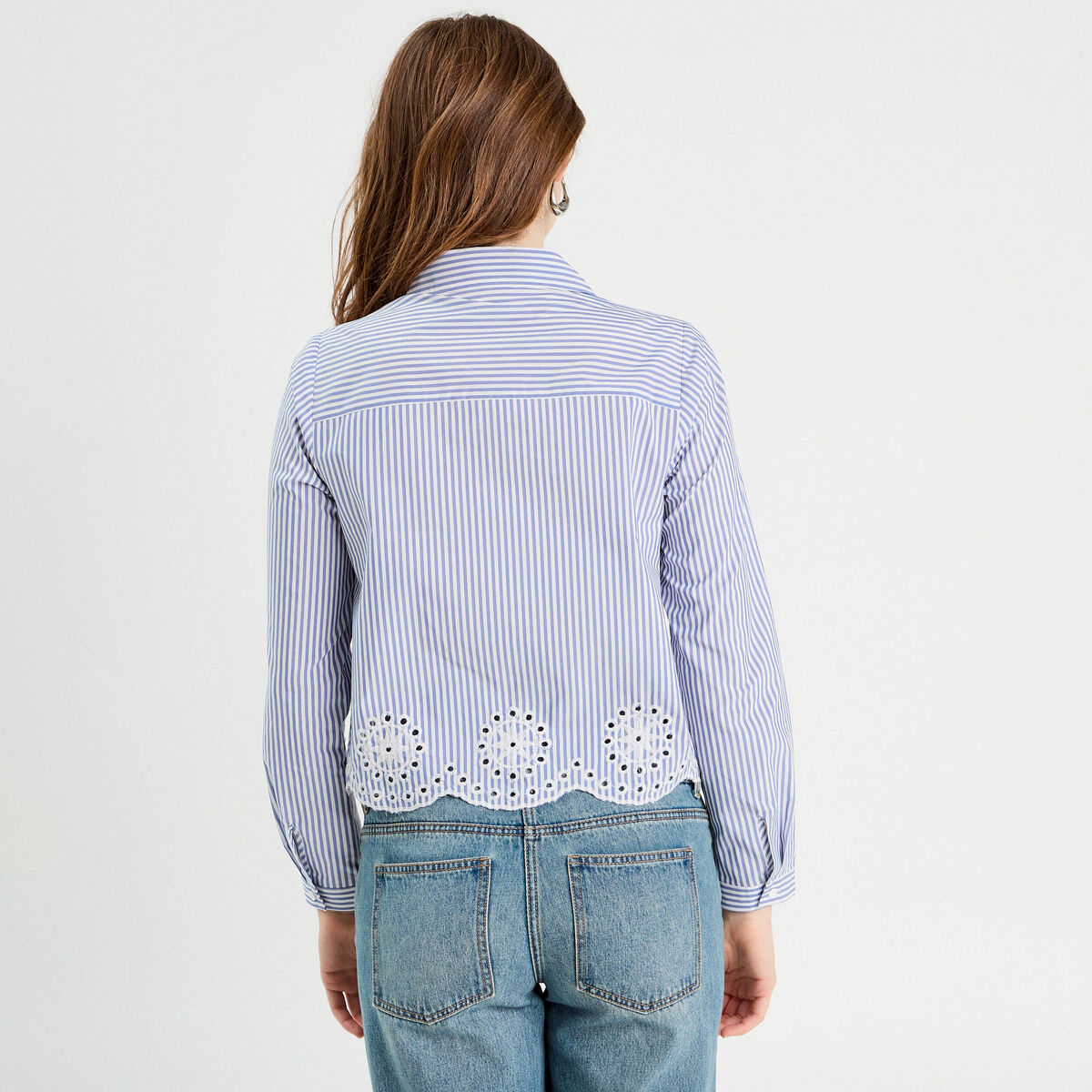 Chemise avec broderie blanc femme